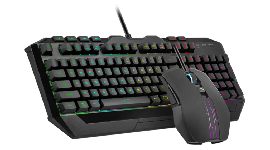 teclado mecânico Cooler Master com mouse